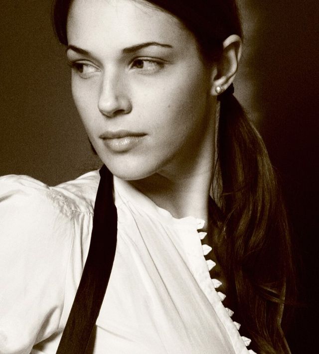Amanda Righetti. editorial photo 62 of 105