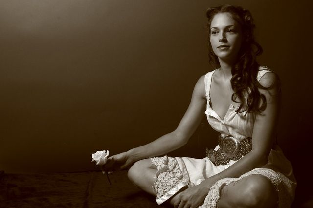 Amanda Righetti. editorial photo 80 of 105