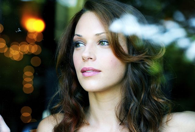 Amanda Righetti. editorial photo 57 of 105